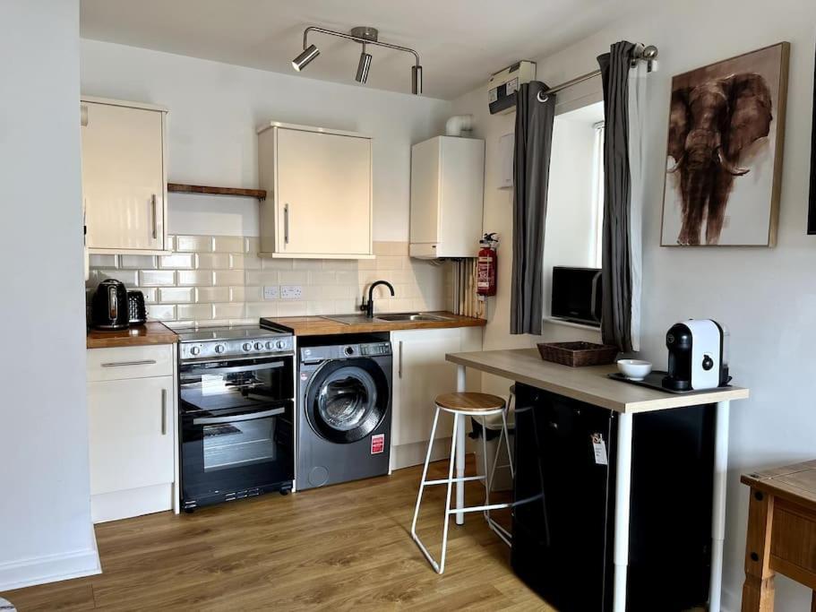 Flat In The Heart Of Newquay Apartment New Quay Екстериор снимка